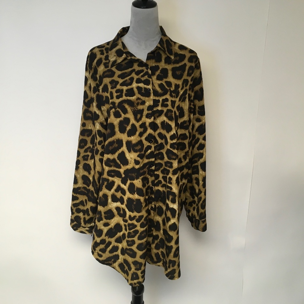 Saron Blouse Animal Print Relaxed Fit Oversized Casual Button up Womens SZ XL
